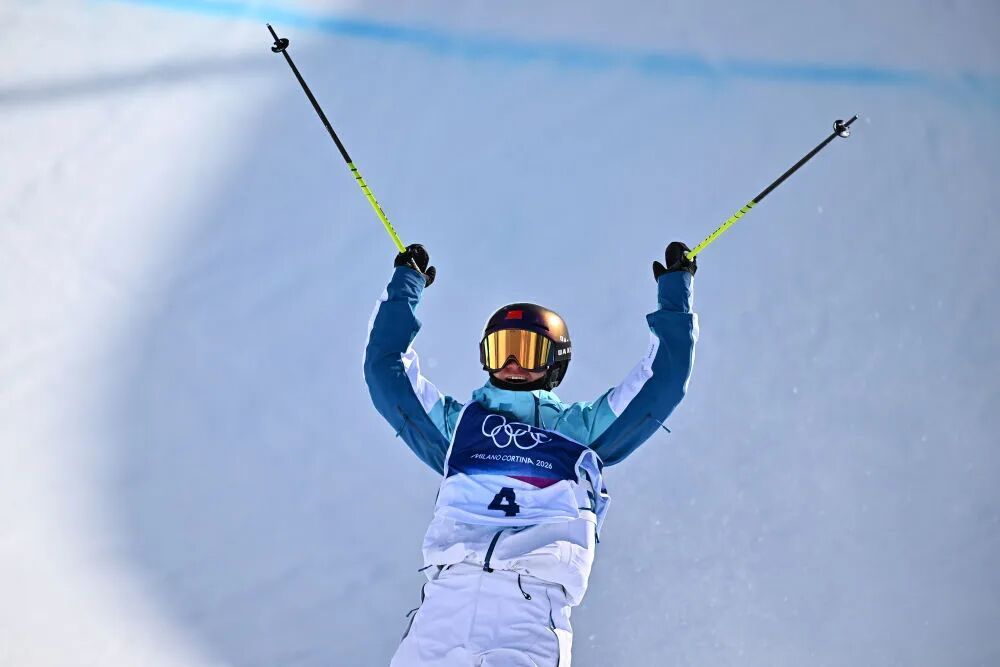 谷爱凌、李方慧,包揽冠亚军! 谷爱凌、李方慧,包揽冠亚军!