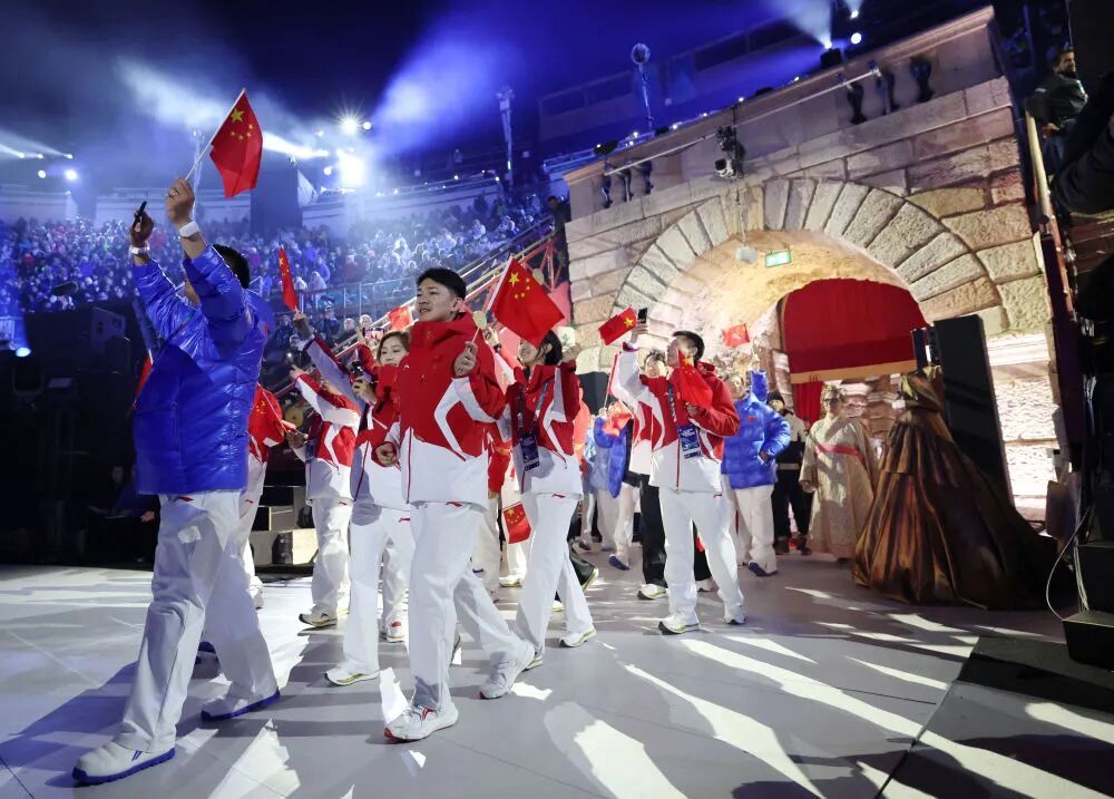 2026年米兰-科尔蒂纳冬奥会闭幕,奥林匹克会旗交接,下届冬奥会将在法国举办 2026年米兰-科尔蒂纳冬奥会闭幕,奥林匹克会旗交接,下届冬奥会将在法国举办