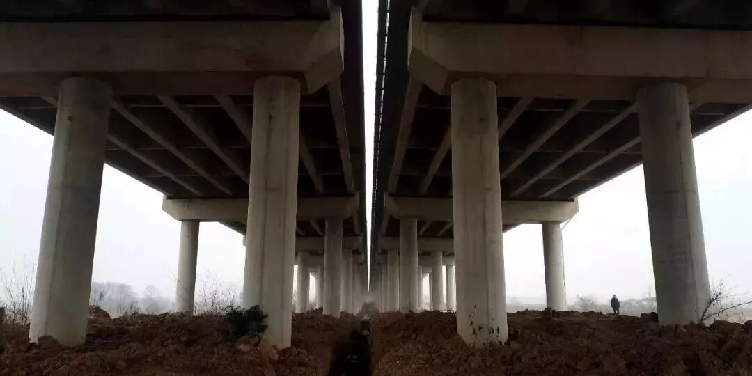 返程路上，要小心高速上这道“危险缝隙”！