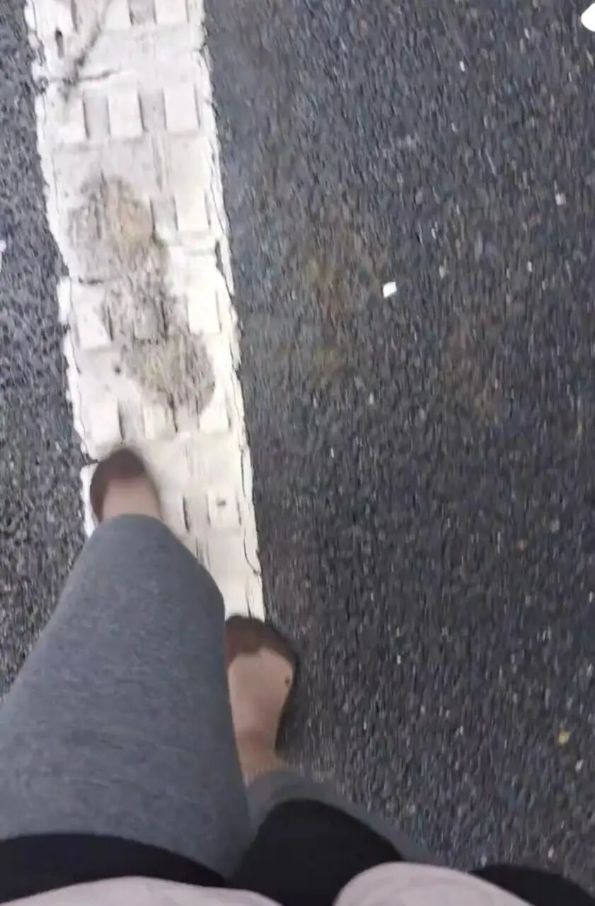 “听到三声巨响”!京昆高速一隧道货车突然起火,官方通报 “听到三声巨响”!京昆高速一隧道货车突然起火,官方通报