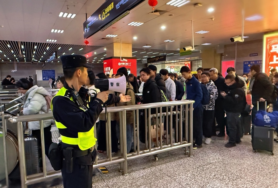 上海迎返程最高峰，机场、铁路、高速、轨交如何应对大客流？