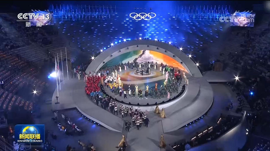 中国体育代表团创境外参加冬奥会历史最好成绩 展现我国冰雪运动蓬勃发展新气象