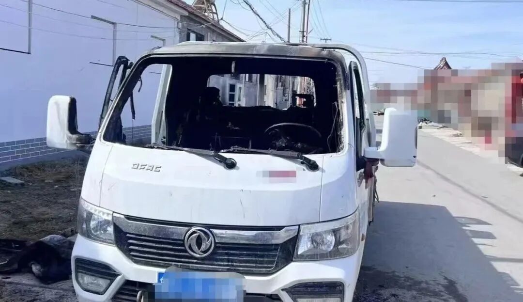 除夕烧车初三被抓！警方“帧”查追踪，3天揪出作案“隐形车”