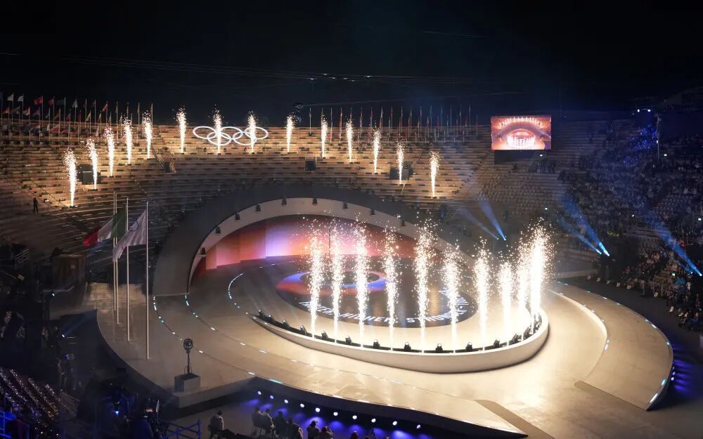 2026年米兰-科尔蒂纳冬奥会闭幕,奥林匹克会旗交接,下届冬奥会将在法国举办 2026年米兰-科尔蒂纳冬奥会闭幕,奥林匹克会旗交接,下届冬奥会将在法国举办