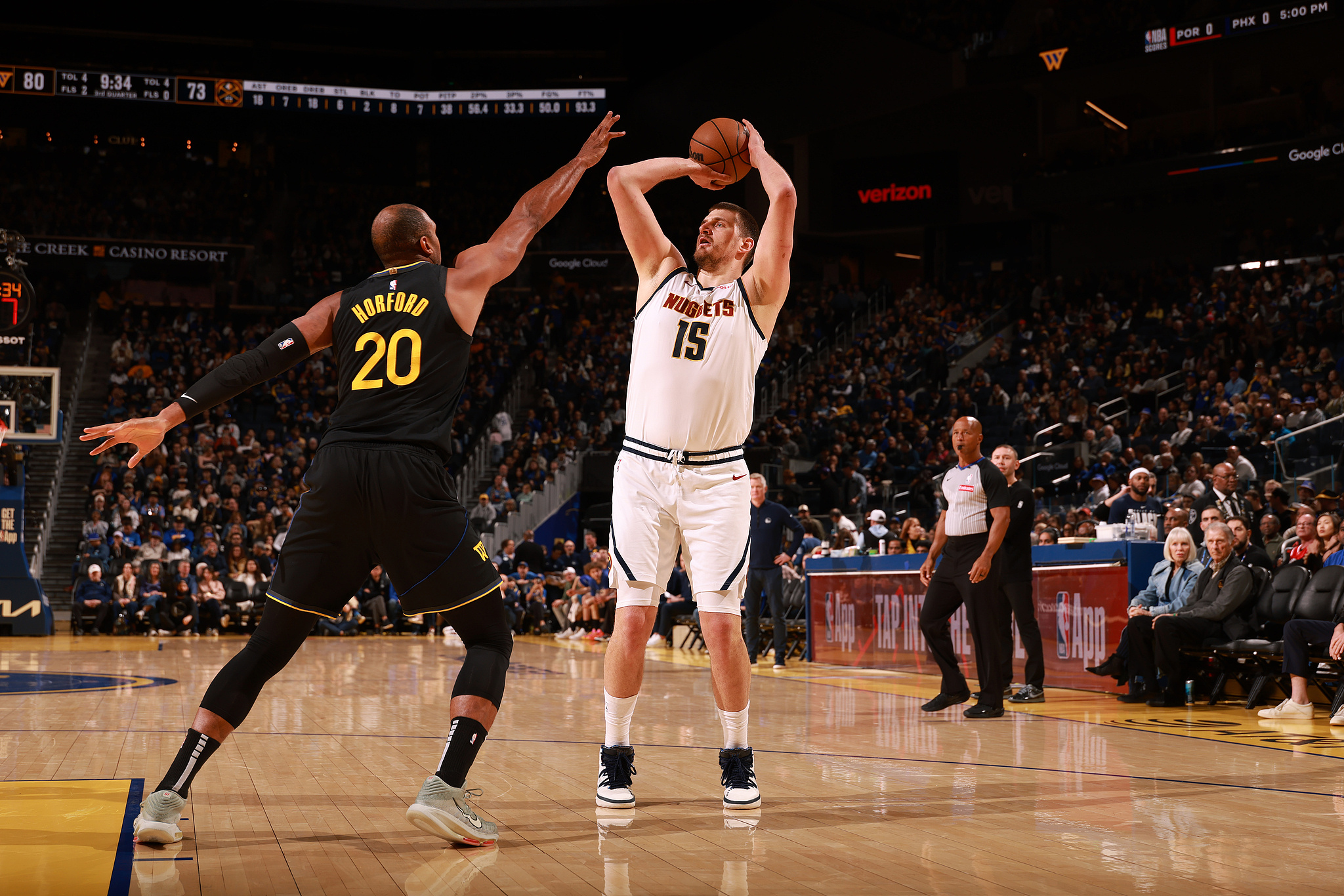 约基奇空砍35+20+12 掘金客场不敌勇士