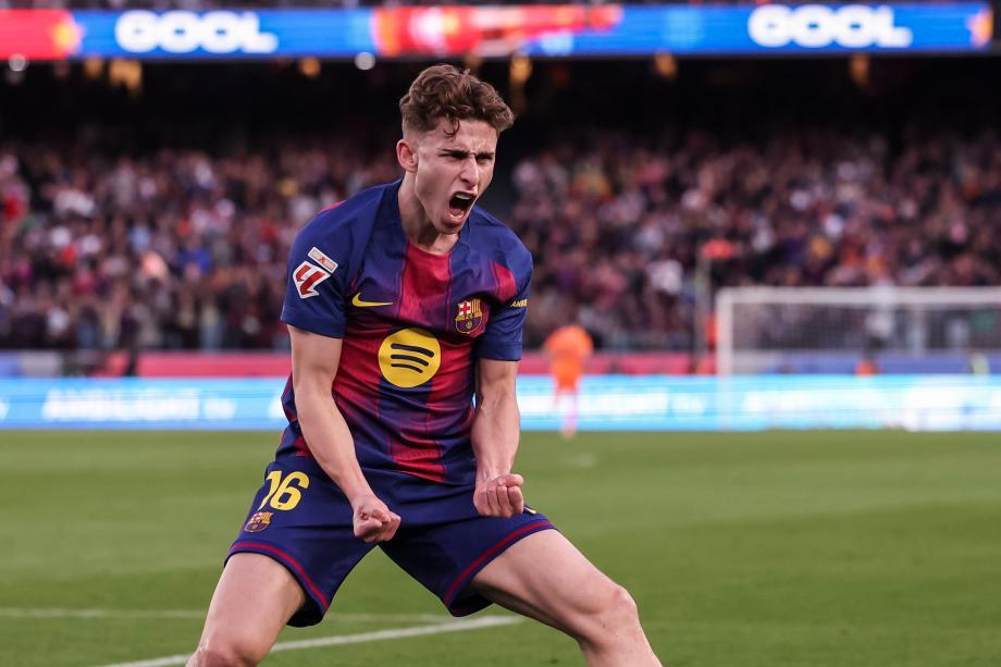 西甲-德容建功费尔明世界波 巴萨3-0莱万特重回榜首