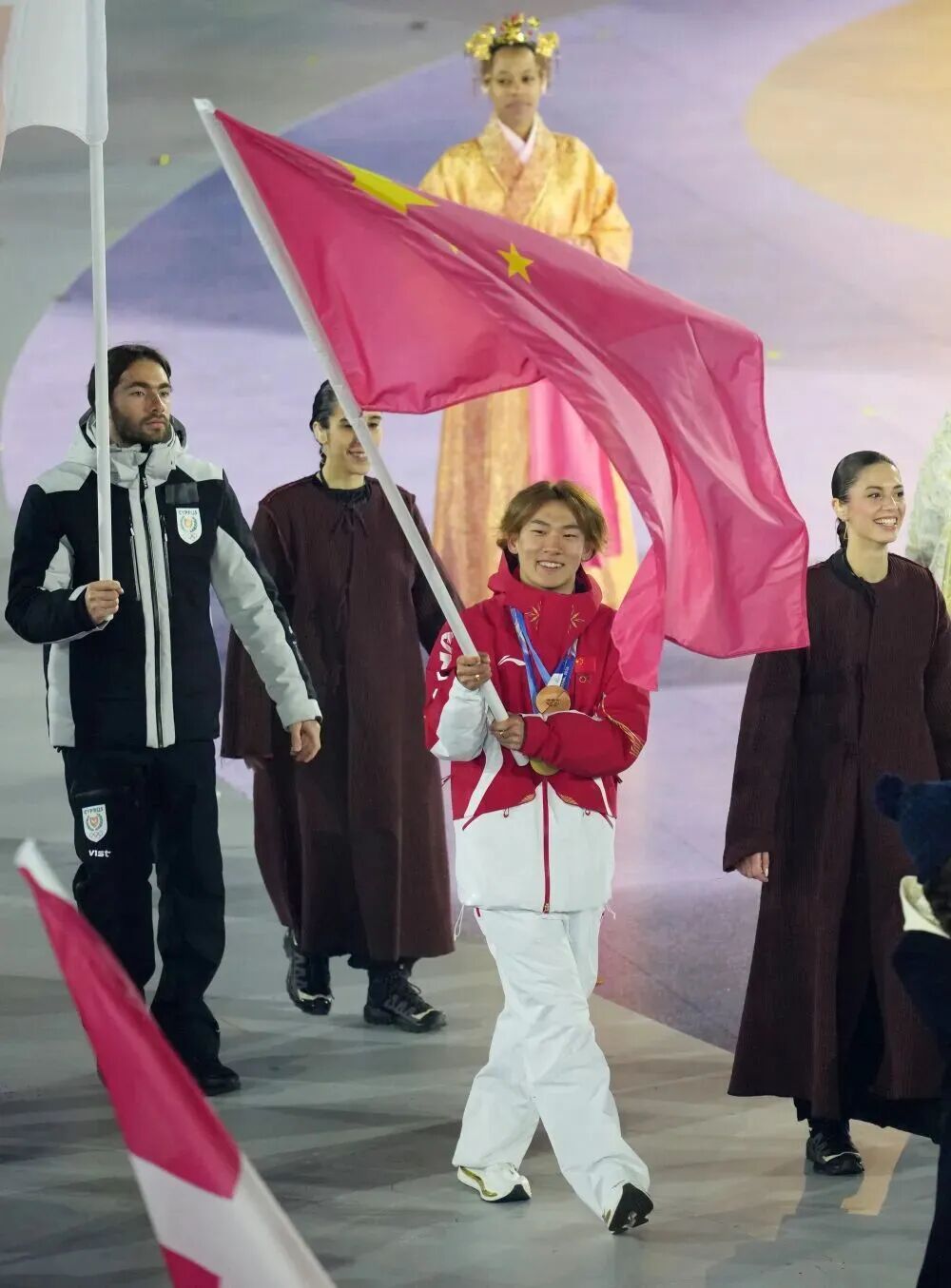 2026年米兰-科尔蒂纳冬奥会闭幕,奥林匹克会旗交接,下届冬奥会将在法国举办 2026年米兰-科尔蒂纳冬奥会闭幕,奥林匹克会旗交接,下届冬奥会将在法国举办