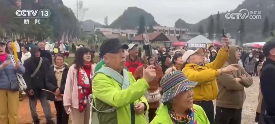 贴心服务激活新春假日银发消费“热引擎” 以服务升级为银发经济注入新动能