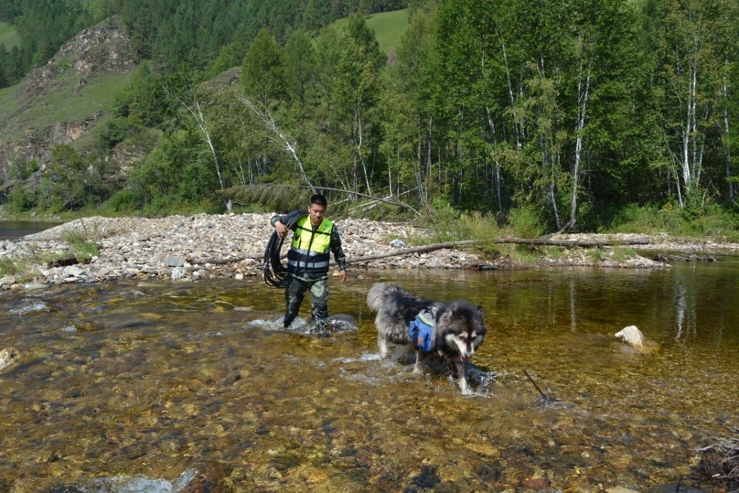 每年爬高堪比10个珠峰！他在零下40℃守护106个基站