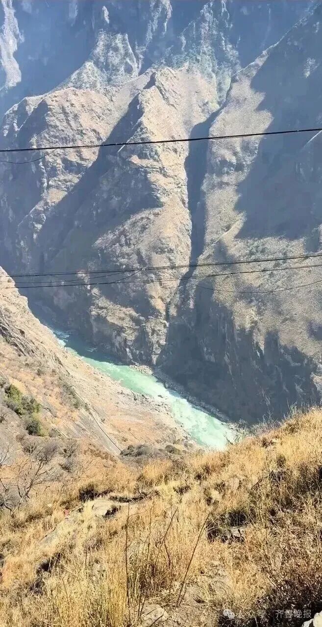 8岁男童大年初五坠崖不幸遇难！虎跳峡景区：事发地属未开放区域