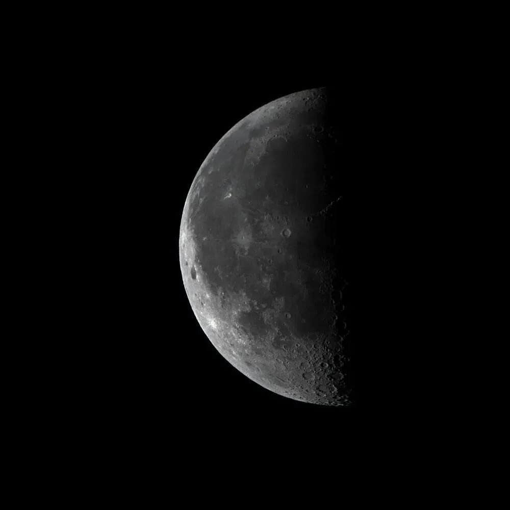 今晚8点28分,记得抬头看! 今晚8点28分,记得抬头看!