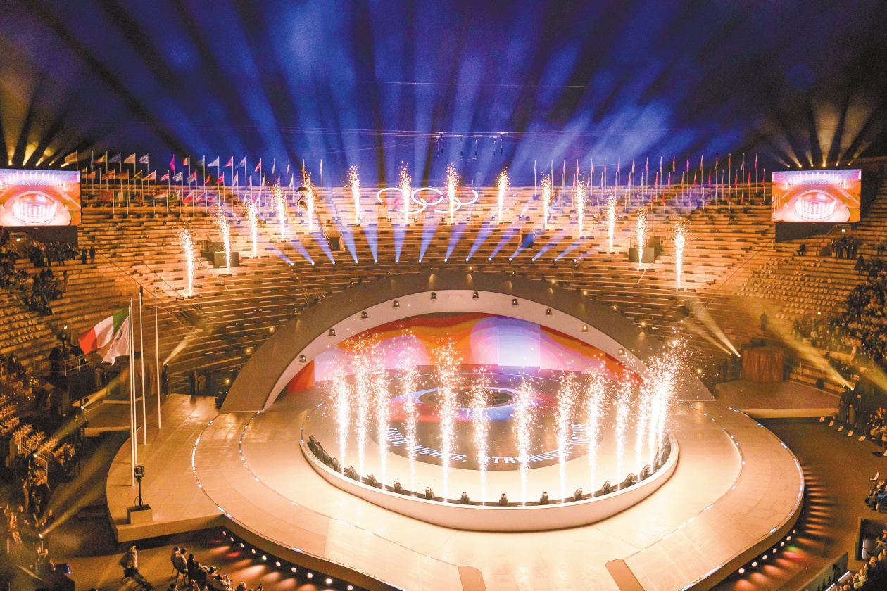 速度滑冰打破奥运纪录，部分小项转向“集团发展”，米兰冬奥会中国队实现多项突破