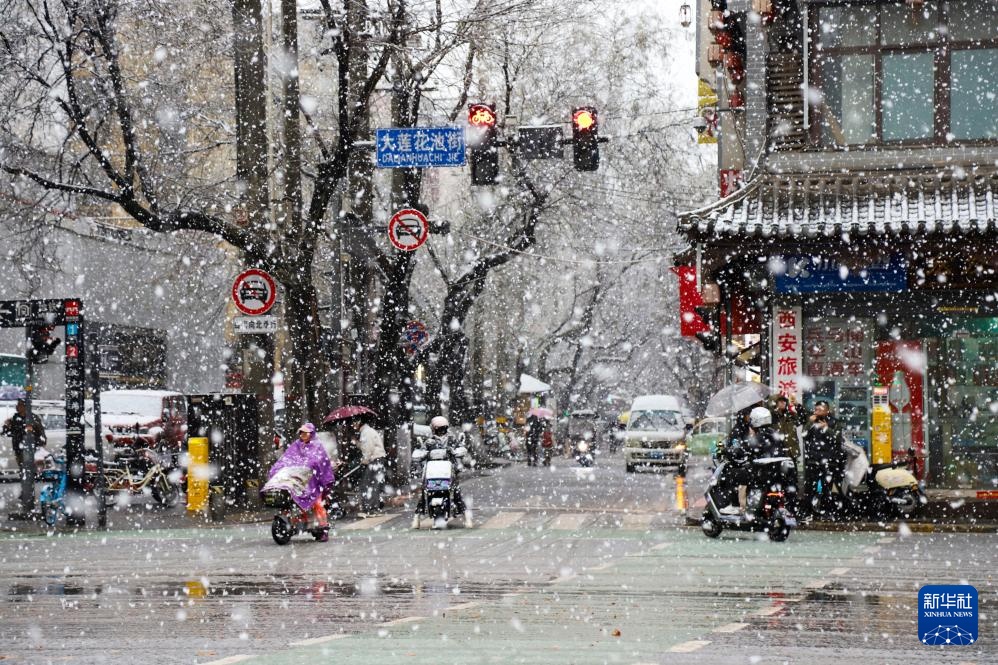 新春伊始迎降雪
