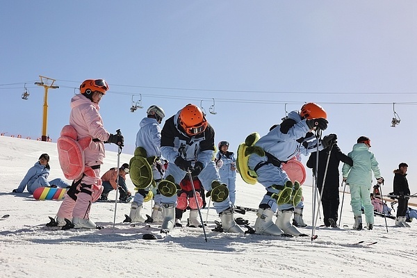 美国媒体:春节消费热潮预示中国进入消费新时代 美国媒体:春节消费热潮预示中国进入消费新时代