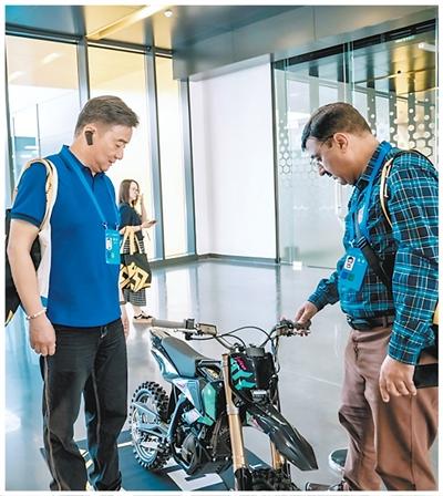 架设沟通桥梁 共建繁华丝路 架设沟通桥梁 共建繁华丝路