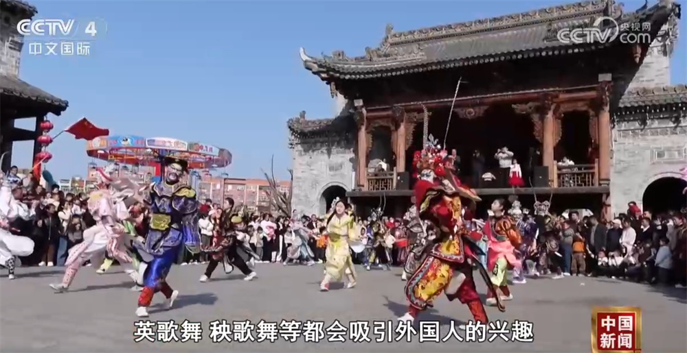 “到中国过春节”成为新风尚 中国传统文化和年俗“沉浸式”体验圈粉无数