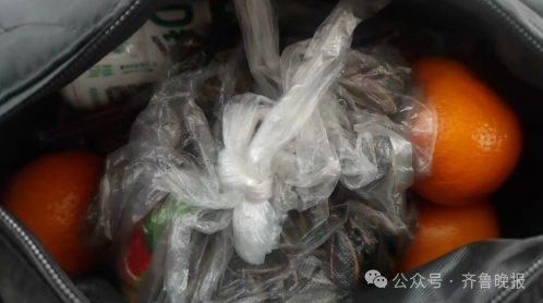 300多天只为欢聚2小时!冰箱都变老了!监控下的催泪一幕! 300多天只为欢聚2小时!冰箱都变老了!监控下的催泪一幕!