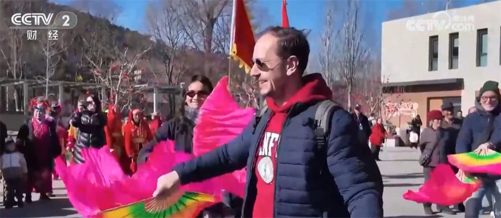 春节假期消费观察｜消费旺、出游火、年味足 亮眼数据彰显新年“开门红”