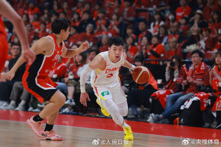 中国男篮87比80逆转战胜日本队