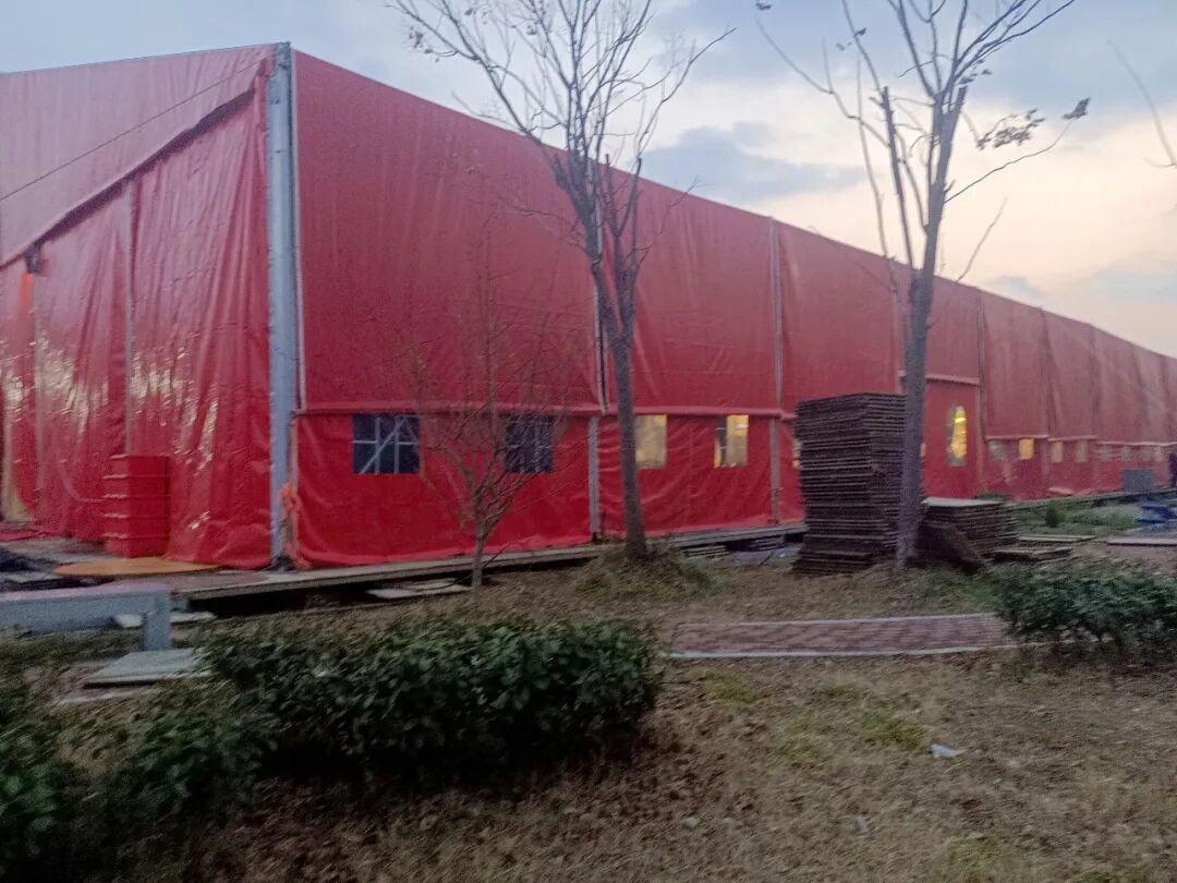 在酒宴上偷茅台,警方抓获3人! 在酒宴上偷茅台,警方抓获3人!