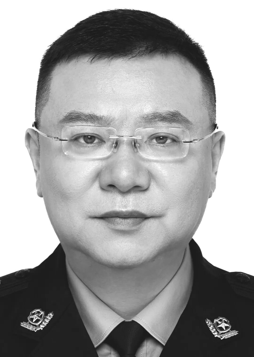 陈淼同志,因公殉职 陈淼同志,因公殉职