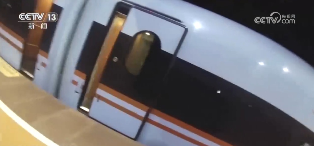 开通绿色通道 心梗患者乘高铁转运就医 开通绿色通道 心梗患者乘高铁转运就医