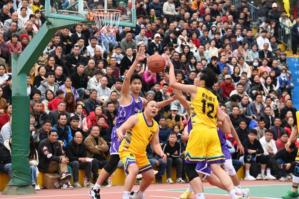 追光丨广西万村篮球赛，一场坚持20年的家门口体育盛宴