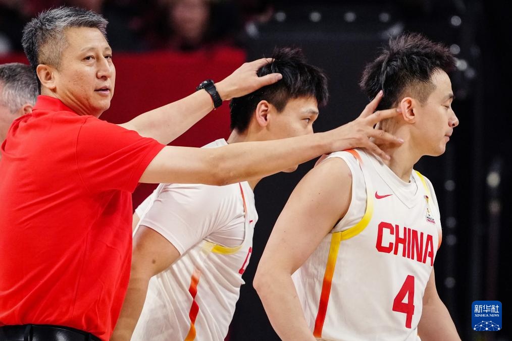 篮球世界杯预选赛：中国队胜日本队