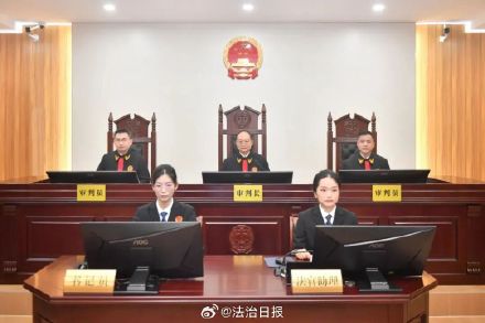 国家烟草专卖局原党组成员、副局长张天峰受贿案一审宣判 国家烟草专卖局原党组成员、副局长张天峰受贿案一审宣判