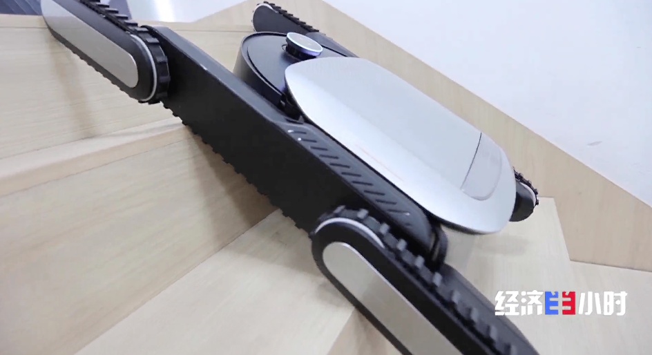 家电装上“AI大脑”,打造“会思考的家”!智能家居开辟消费新蓝海 家电装上“AI大脑”,打造“会思考的家”!智能家居开辟消费新蓝海