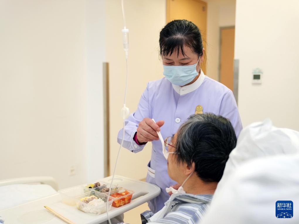 上海医院免陪照护服务:专业照护 安心托付 上海医院免陪照护服务:专业照护 安心托付