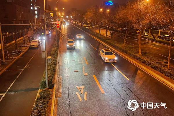 北京今天阴转多云气温下降 周末云量较多体感阴冷 北京今天阴转多云气温下降 周末云量较多体感阴冷