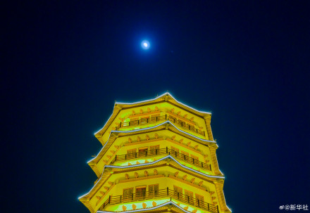 星空相册｜天幕上演星月对话