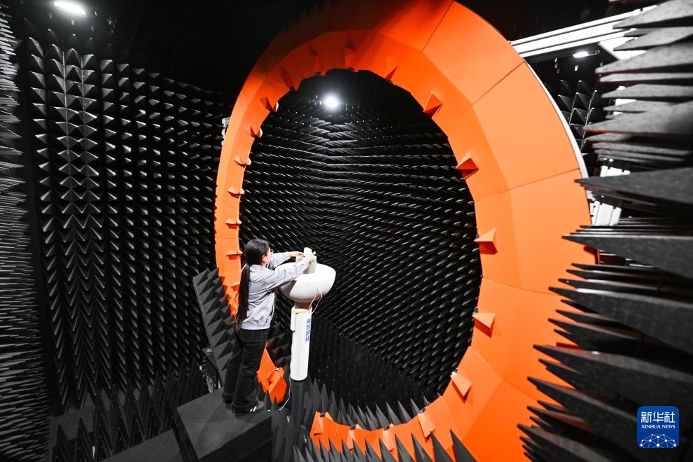 新春走基层丨天津滨海高新区：创新潮涌 “新”意盎然