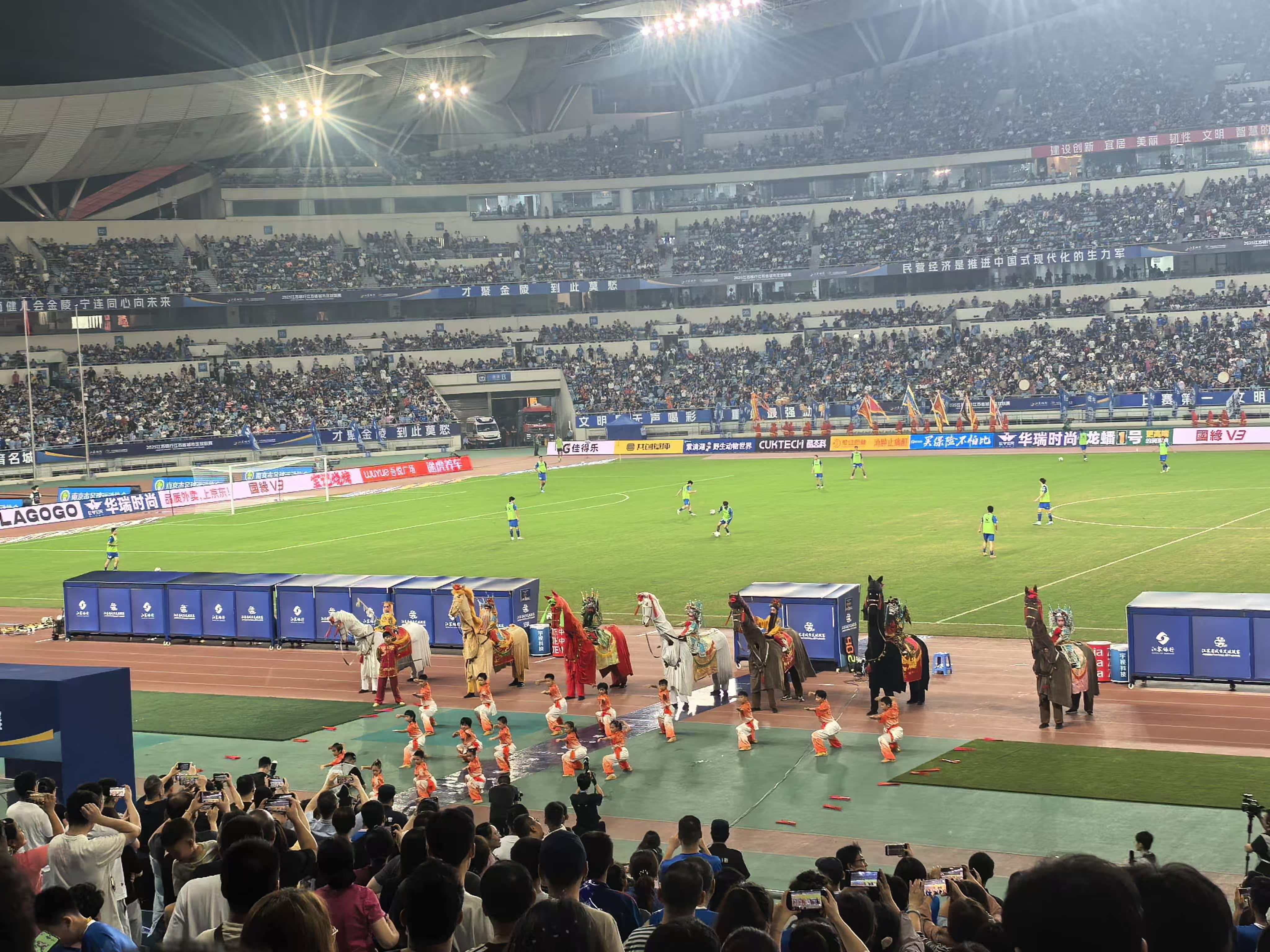 策马太平年,一起来看非遗“东坝大马灯” 策马太平年,一起来看非遗“东坝大马灯”