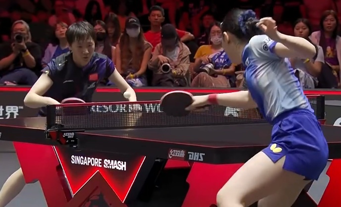 王曼昱晋级WTT新加坡大满贯女单四强