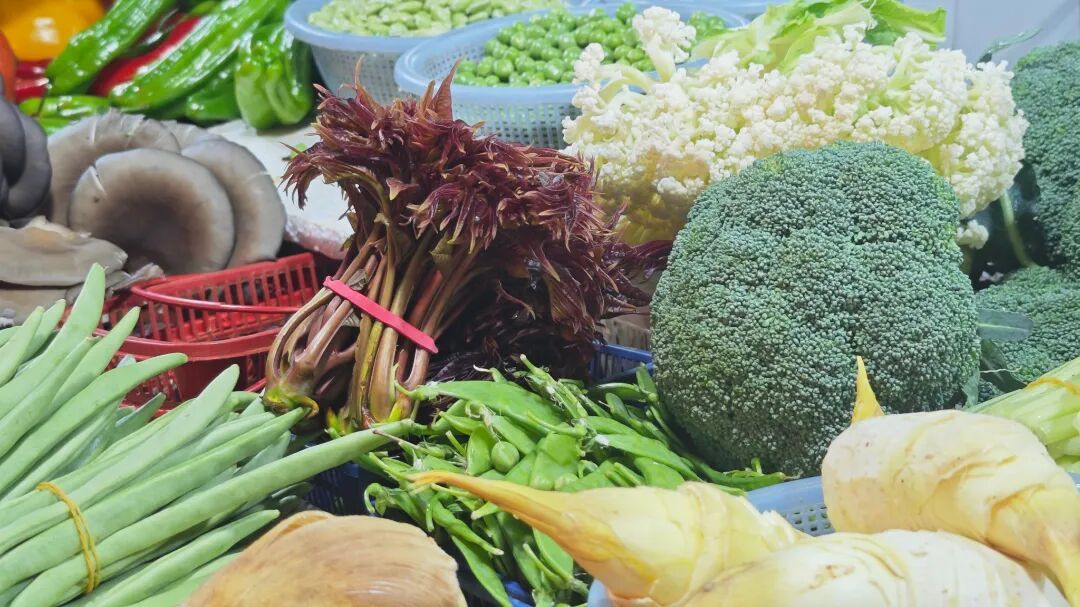 一天一个价！头茬上市，不少杭州人忍不住尝鲜！老板：可以再等等…