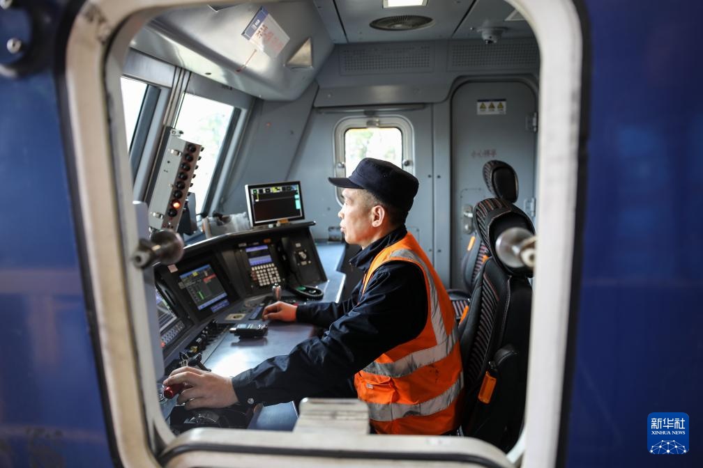 合肥：机车检修整备保春运