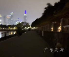 市民建议装灯，公园一口拒绝！却被全网称赞…