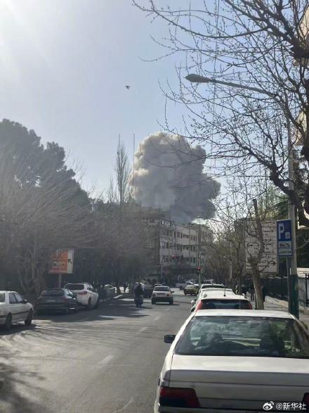 镜头直击德黑兰大学附近袭击现场 镜头直击德黑兰大学附近袭击现场