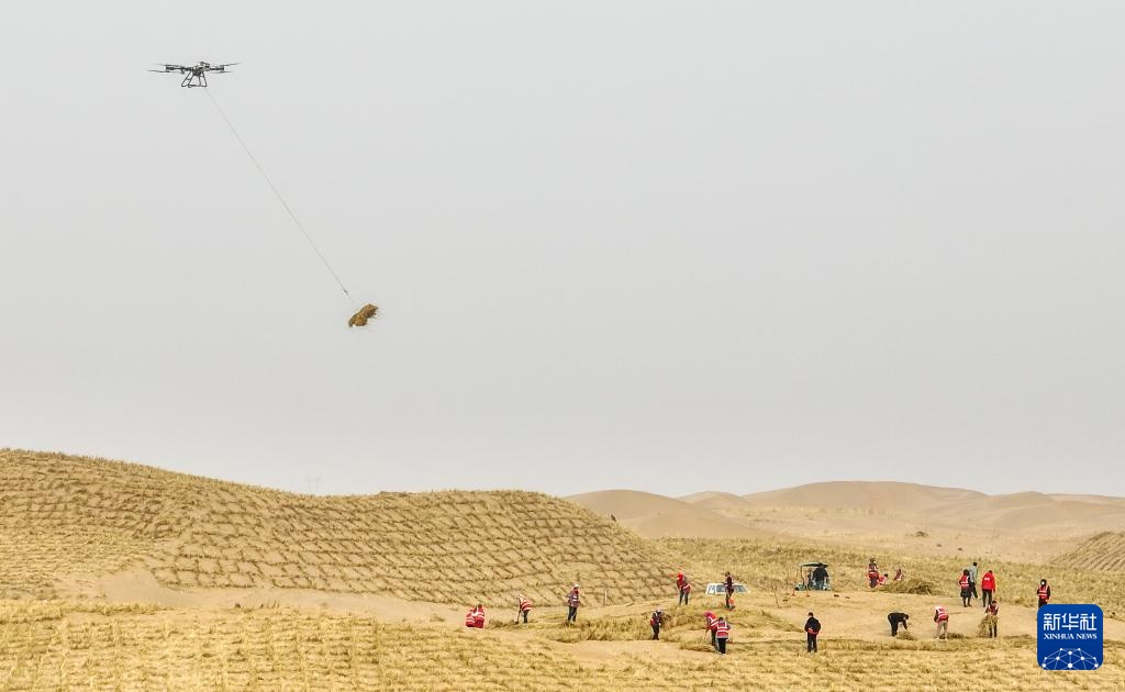 内蒙古阿拉善盟:2026年防沙治沙工程开工 内蒙古阿拉善盟:2026年防沙治沙工程开工