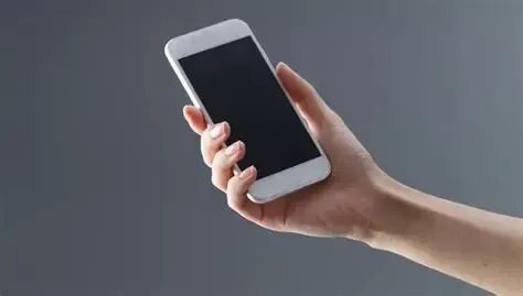 捡到手机未及时归还,致使手机再次丢失,需要赔偿吗? 捡到手机未及时归还,致使手机再次丢失,需要赔偿吗?