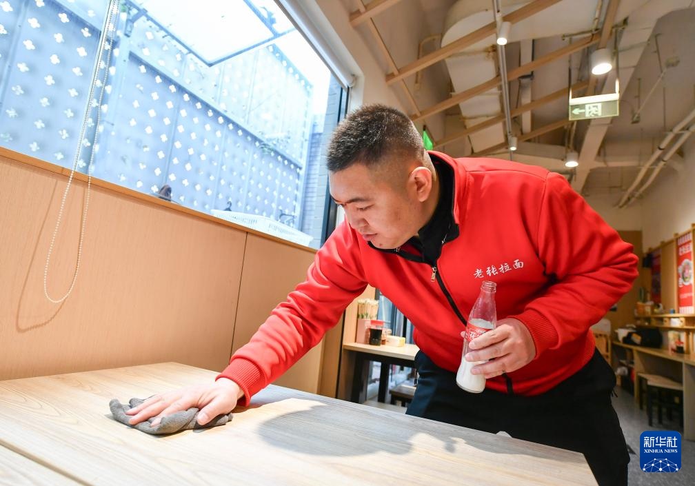 温度丨送你一朵小红花 温度丨送你一朵小红花