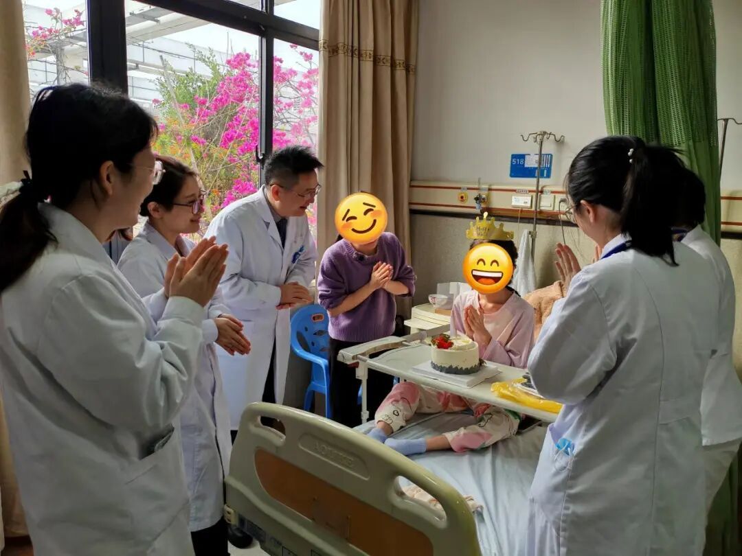 15岁仅18.6公斤！一女生过度减肥，生活无法自理！医生紧急提醒