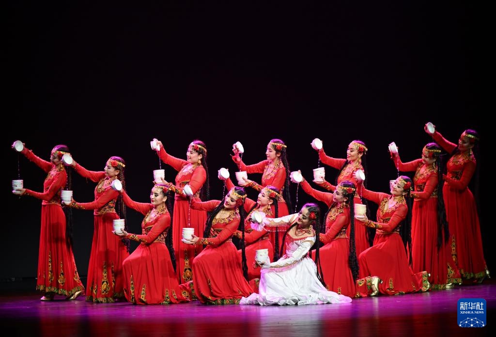 乐舞诗《杏花之约·丝路龟兹》在京演出 乐舞诗《杏花之约·丝路龟兹》在京演出
