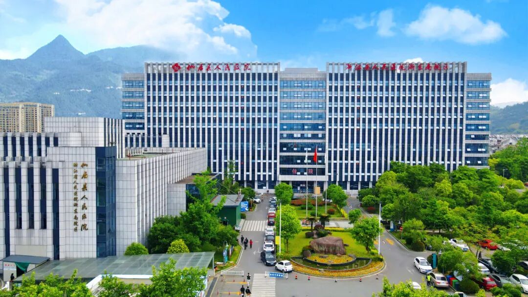 00后女生一觉睡醒，嘴歪了！硬抗44小时，一查确诊脑梗