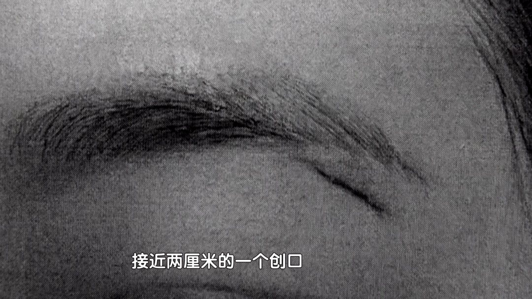 北京：女子买蛋糕时撞玻璃门“破相” 将蛋糕店告上法庭