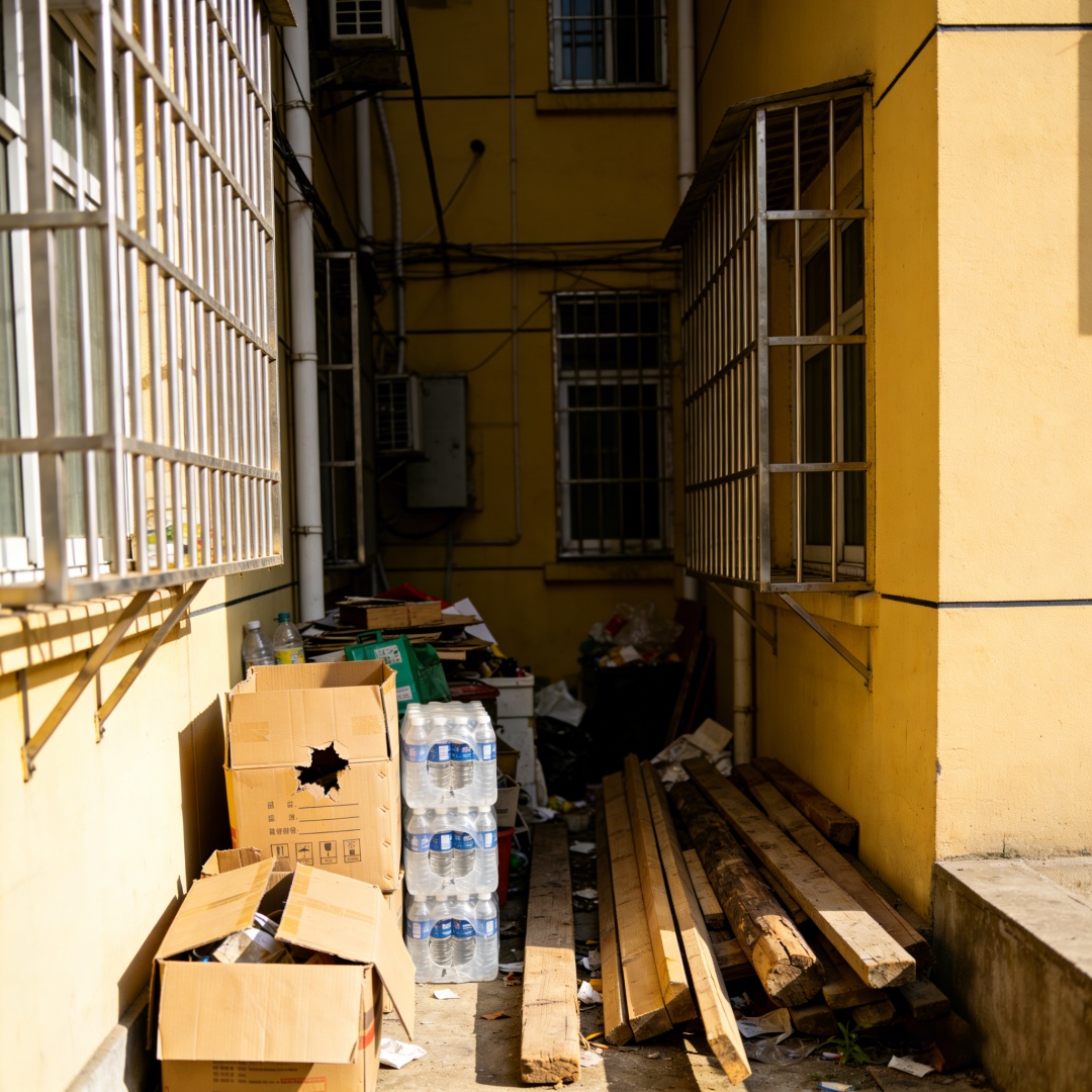 警惕!一个烟头引发的连锁反应 警惕!一个烟头引发的连锁反应