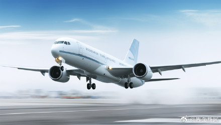 多家航司已暂停中东航班,线上旅行平台启动应急保障 多家航司已暂停中东航班,线上旅行平台启动应急保障