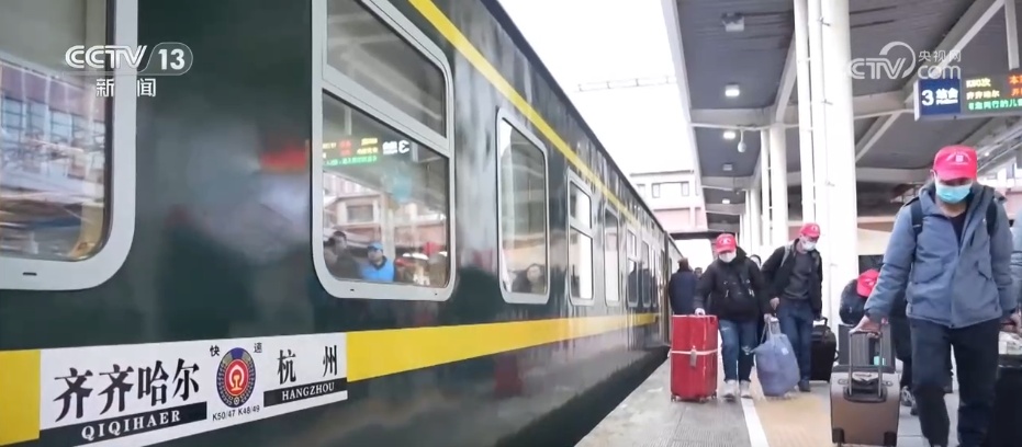 务工客流叠加开学季 铁路部门多措并举精准护航返程路